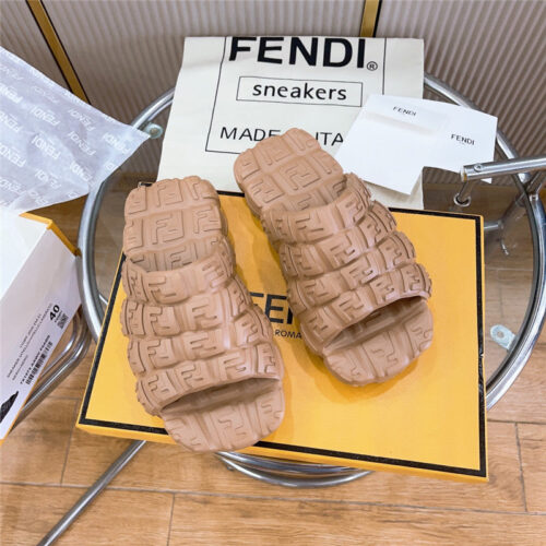 High Quality Luxury Fendi Environmentally Friendly Rubber Couple Slippers – Style 01363
