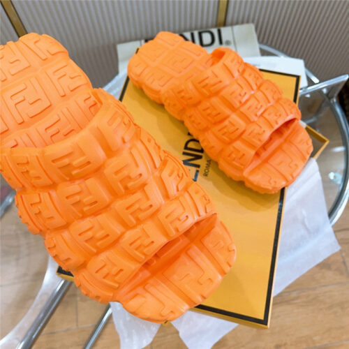 High Quality Luxury Fendi Environmentally Friendly Rubber Couple Slippers – Style 91187 product detail