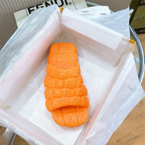 High Quality Luxury Fendi Environmentally Friendly Rubber Couple Slippers – Style 91187 product detail