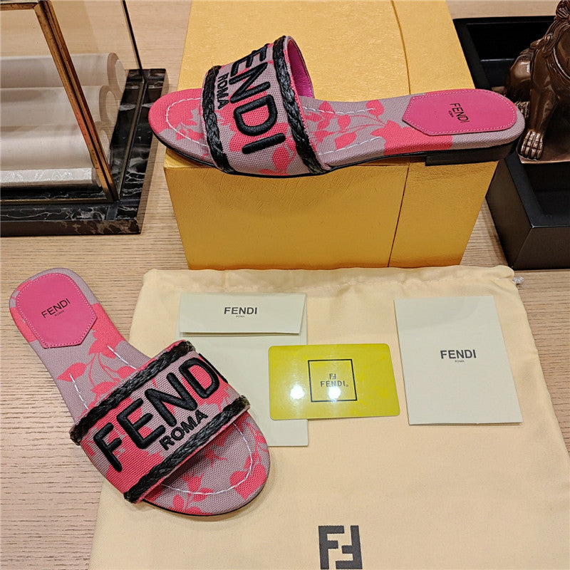High Quality Luxury Fendi Embroidered “Fendi” Large English Logo Logo Slippers product detail