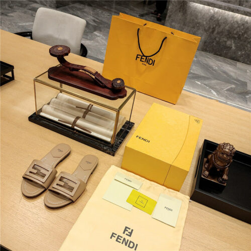 High Quality Luxury Fendi Spring Summer Classic Series Shoes alternate view