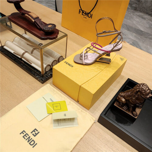 High Quality Luxury Fendi Patchwork Strap First Pumps – Style 65811 product detail