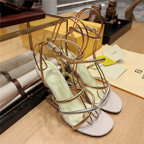 High Quality Luxury Fendi Patchwork Strap First Pumps