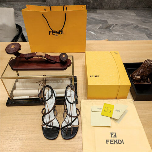 High Quality Luxury Fendi Patchwork Strap First Pumps – Style 47155 product detail