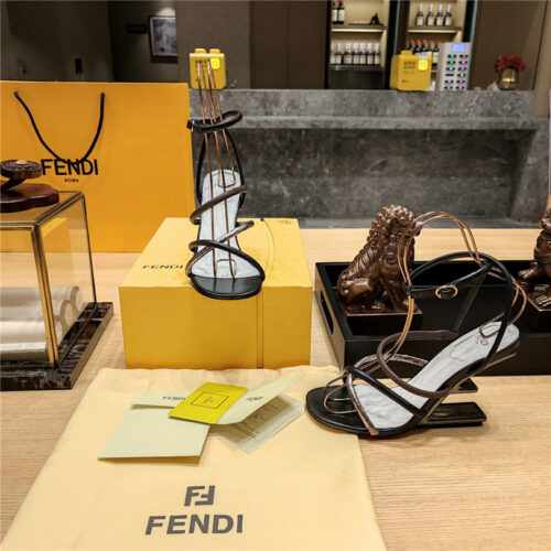 High Quality Luxury Fendi Patchwork Strap First Pumps – Style 47155 product detail