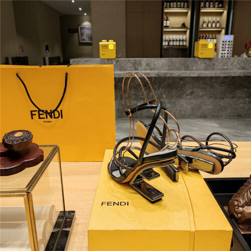 High Quality Luxury Fendi Patchwork Strap First Pumps – Style 47155 product detail
