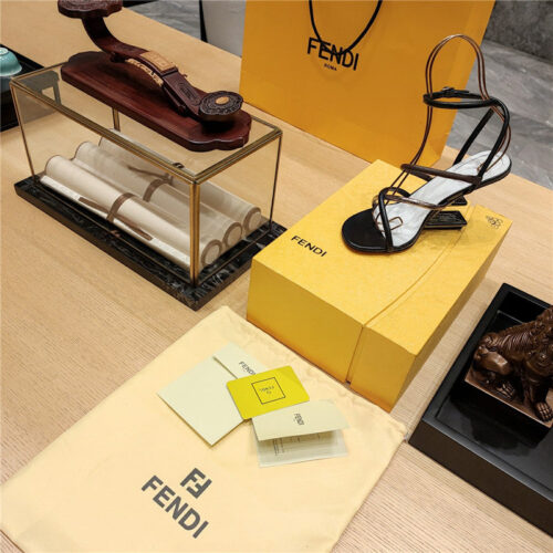 High Quality Luxury Fendi Patchwork Strap First Pumps – Style 47155 product detail