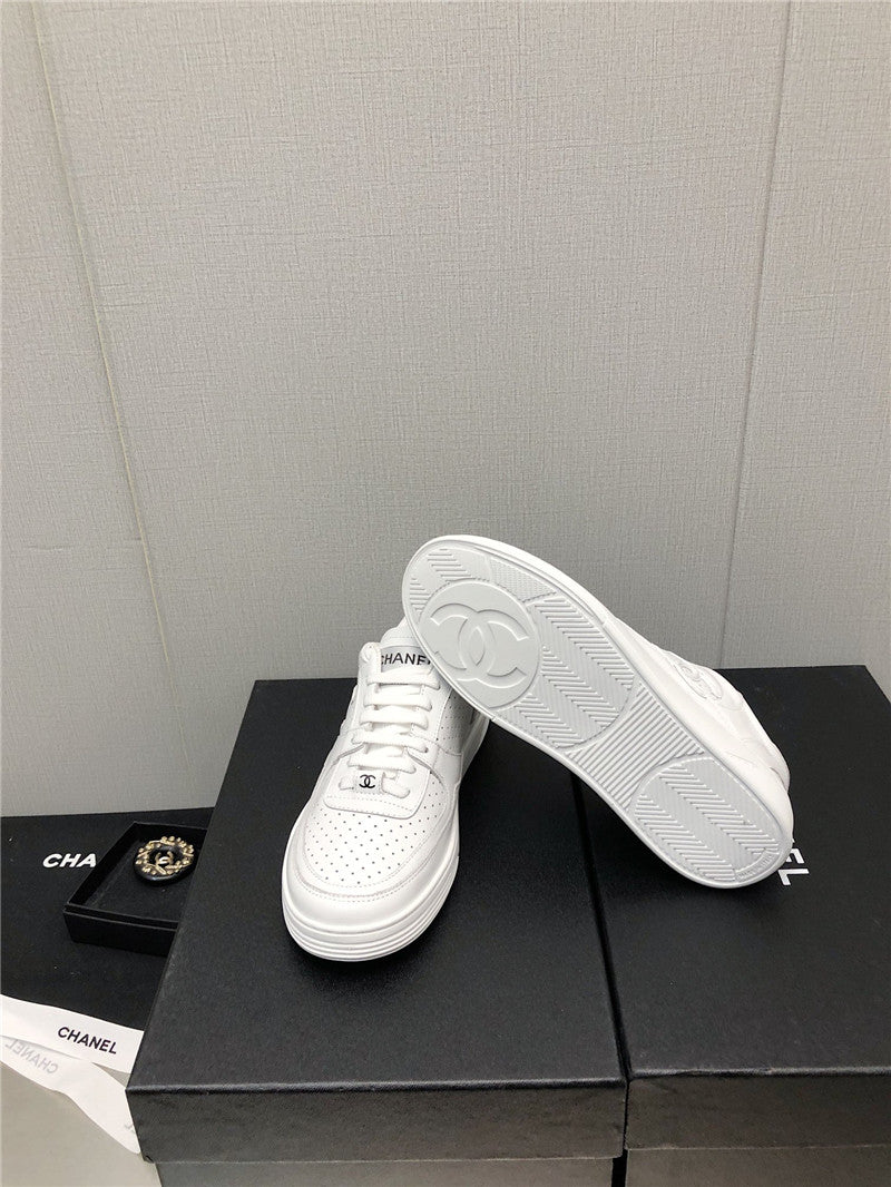High Quality Luxury Chanel New Explosive Sneakers – Style 72038 product detail