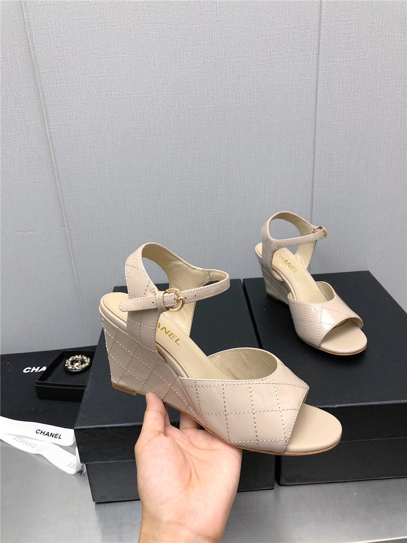 High Quality Luxury Chanel New Sandals – Style 25190 product detail
