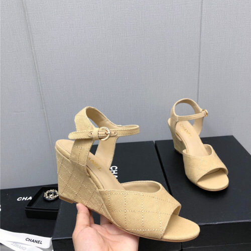 High Quality Luxury Chanel New Sandals alternate view
