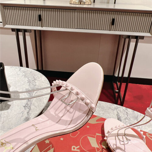 High Quality Luxury Christian Louboutin Spike Strap Sandals product detail