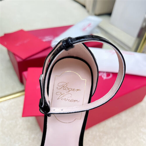 High Quality Luxury Roger Vivier Classic Buckle Strap Sandals – Style 86932 product detail