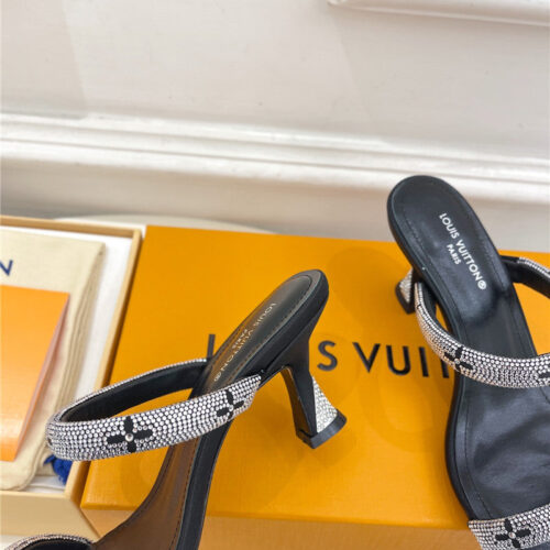 High Quality Luxury Louis Vuitton Square Toe Hot Diamond High-Heeled Slippers product detail
