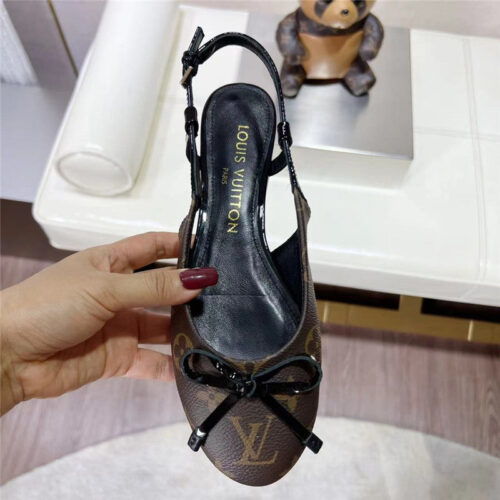 High Quality Luxury Louis Vuitton Flat Back Sandals product detail