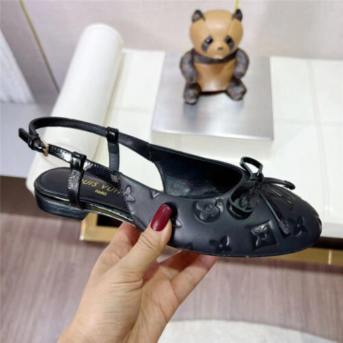 High Quality Luxury Louis Vuitton Flat Back Sandals – Style 53507 alternate view