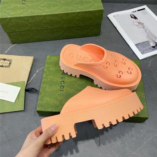 High Quality Luxury Gucci Thick Bottom Hole Slippers product detail