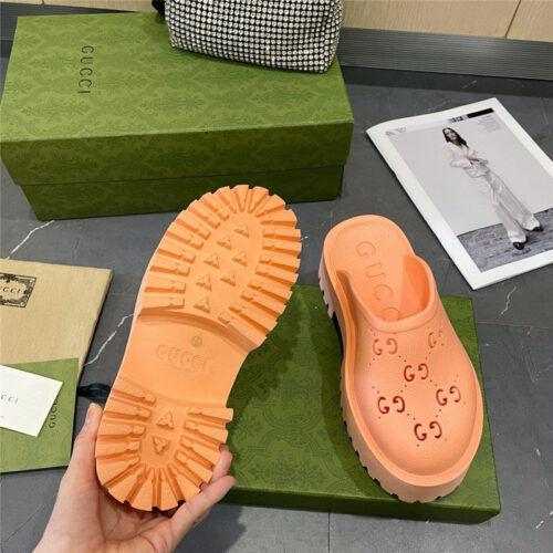 High Quality Luxury Gucci Thick Bottom Hole Slippers product detail