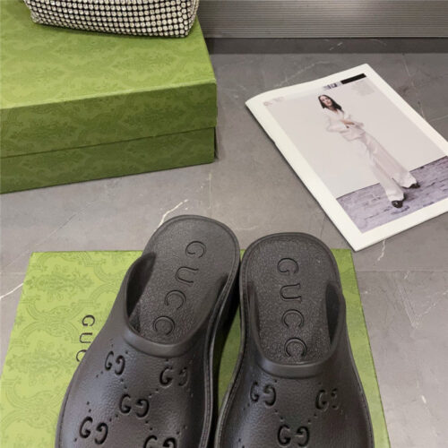 High Quality Luxury Gucci Thick Bottom Hole Slippers – Style 03795 product detail