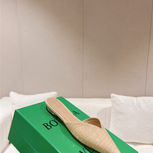 High Quality Luxury Bottega Veneta V-Collar Pointy Toe Slides product detail