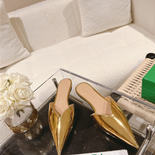 High Quality Luxury Bottega Veneta V-Collar Pointy Toe Slides – Style 22822 product detail