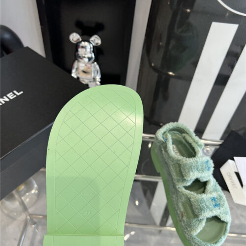 High Quality Luxury Chanel New Platform Sandals – Style 99270 product detail