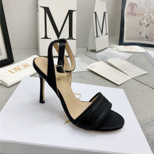 High Quality Luxury Dior Fashion Embroidered Hot Diamond High-Heeled Sandals – Style 79782 product detail