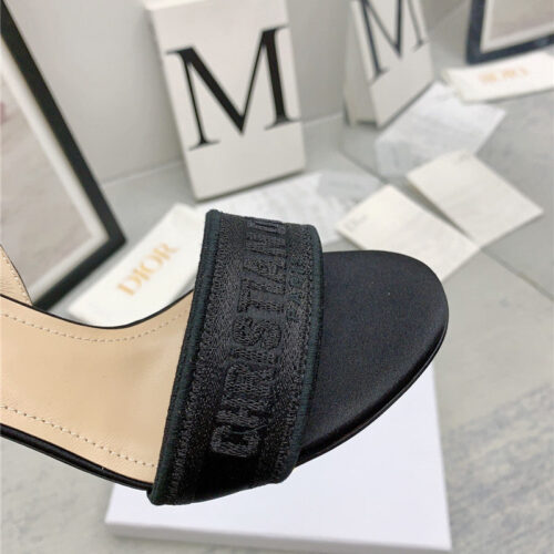 High Quality Luxury Dior Fashion Embroidered Hot Diamond High-Heeled Sandals – Style 79782 product detail