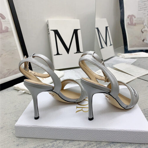 High Quality Luxury Dior Fashion Embroidered Hot Diamond High-Heeled Sandals product detail