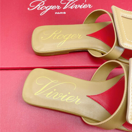 High Quality Luxury Roger Vivier Embroidered Buckle Mules – Style 91412 product detail