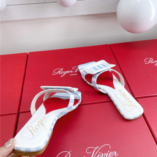 High Quality Luxury Roger Vivier Embroidered Buckle Mules product detail