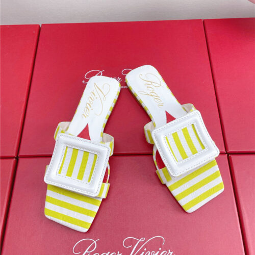 High Quality Luxury Roger Vivier Embroidered Buckle Mules – Style 86324 alternate view