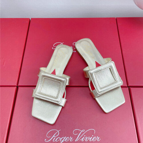 High Quality Luxury Roger Vivier Embroidered Buckle Mules – Style 84628 alternate view