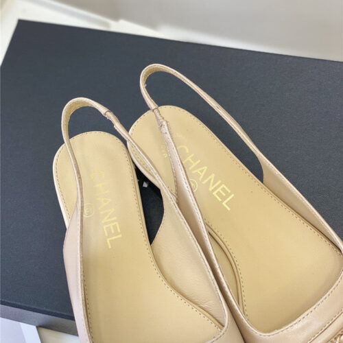 High Quality Luxury Chanel New Chain Fish Mouth Sandals product detail