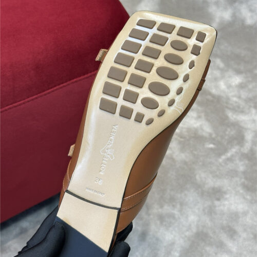 High Quality Luxury Bottega Veneta New Slippers – Style 13926 product detail