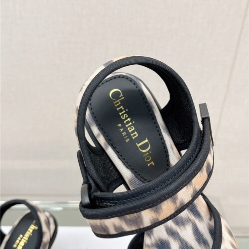 High Quality Luxury Dior Leopard Print Velcro Sandals product detail