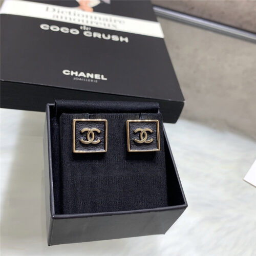 High Quality Luxury Chanel Imitation Leather Retro Square Earrings product detail