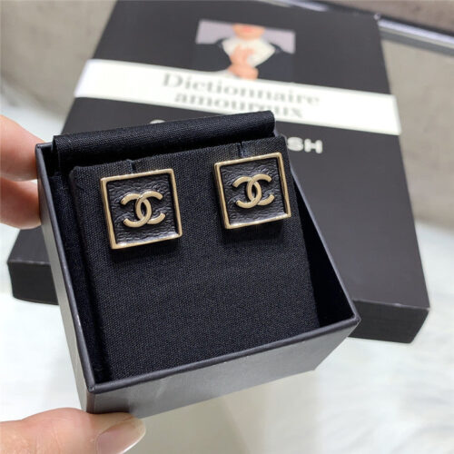 High Quality Luxury Chanel Imitation Leather Retro Square Earrings product detail