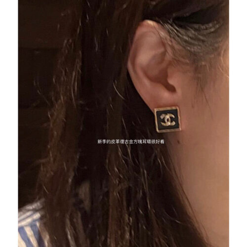 High Quality Luxury Chanel Imitation Leather Retro Square Earrings product detail