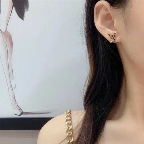High Quality Luxury Louis Vuitton Pink Suit Earrings alternate view
