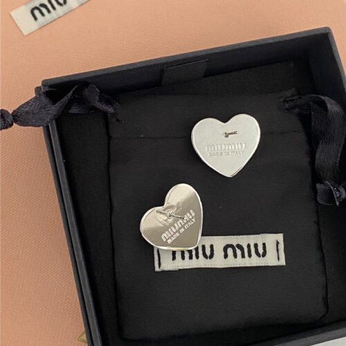 High Quality Luxury Miumiu New Earrings product detail