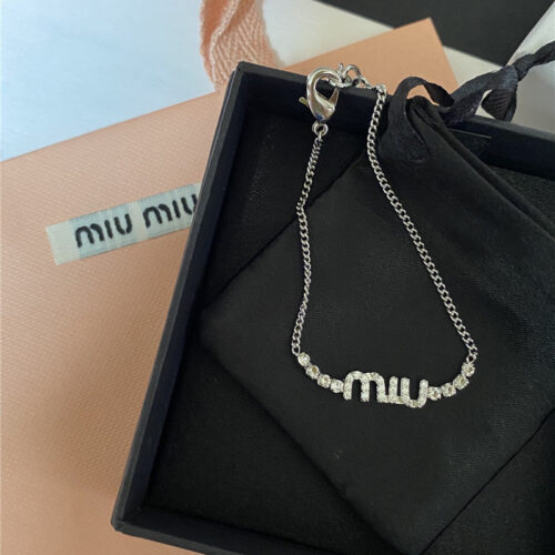 High Quality Luxury Miumiu Swarovski Crystal Diamond Bracelet product detail