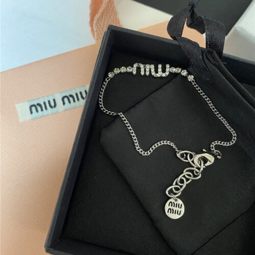 High Quality Luxury Miumiu Swarovski Crystal Diamond Bracelet product detail