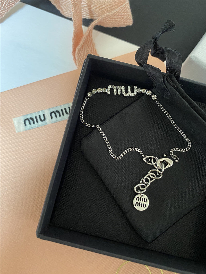 High Quality Luxury Miumiu Swarovski Crystal Diamond Bracelet product detail
