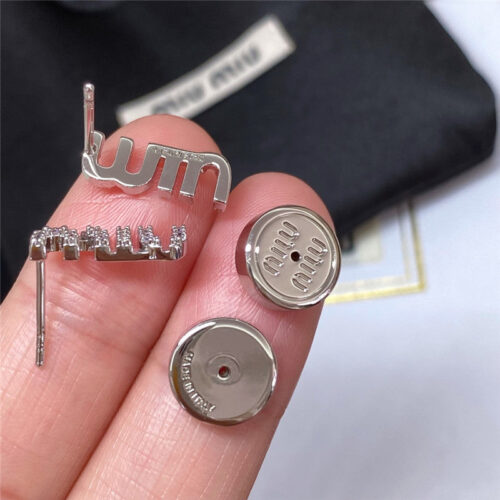 High Quality Luxury Miumiu Full Diamond Letter Earrings product detail