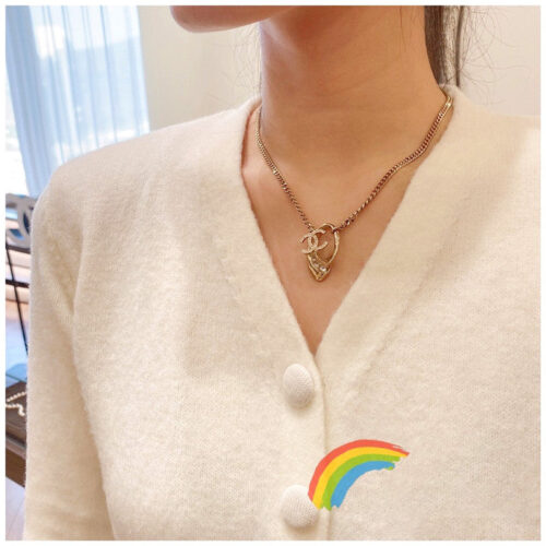 High Quality Luxury Chanel New Necklace alternate view