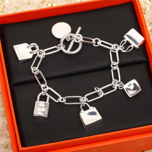 High Quality Luxury Hermes Bag Bracelet – Style 51056 alternate view