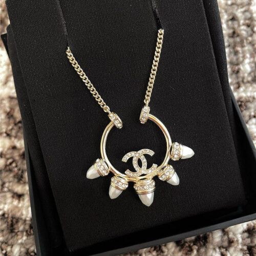 High Quality Luxury Chanel Pearl Stud Necklace