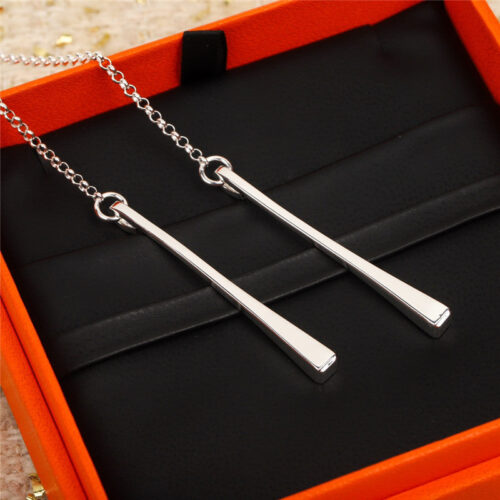 High Quality Luxury Hermes Stud Necklace alternate view