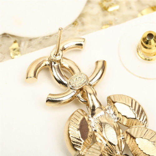 High Quality Luxury Chanel Fragrant Wheat Double C Earrings product detail