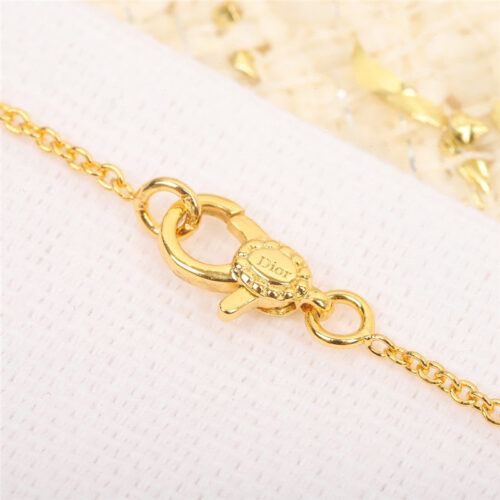 High Quality Luxury Dior New Bracelet – Style 50813 product detail